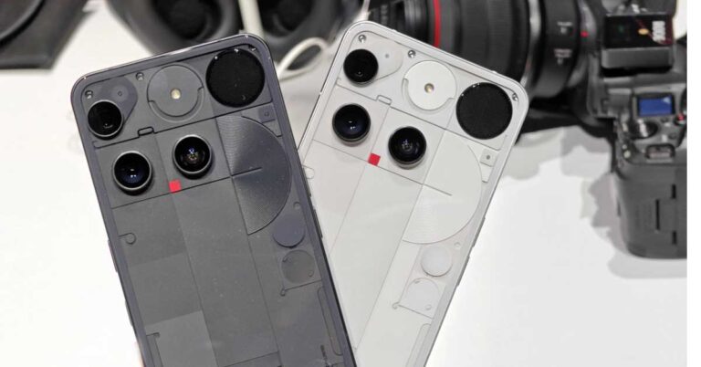 Nothing Phone (3) Pre Orders